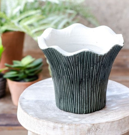 scalloped edge plant pot Dark Green Scalloped Edge Pot