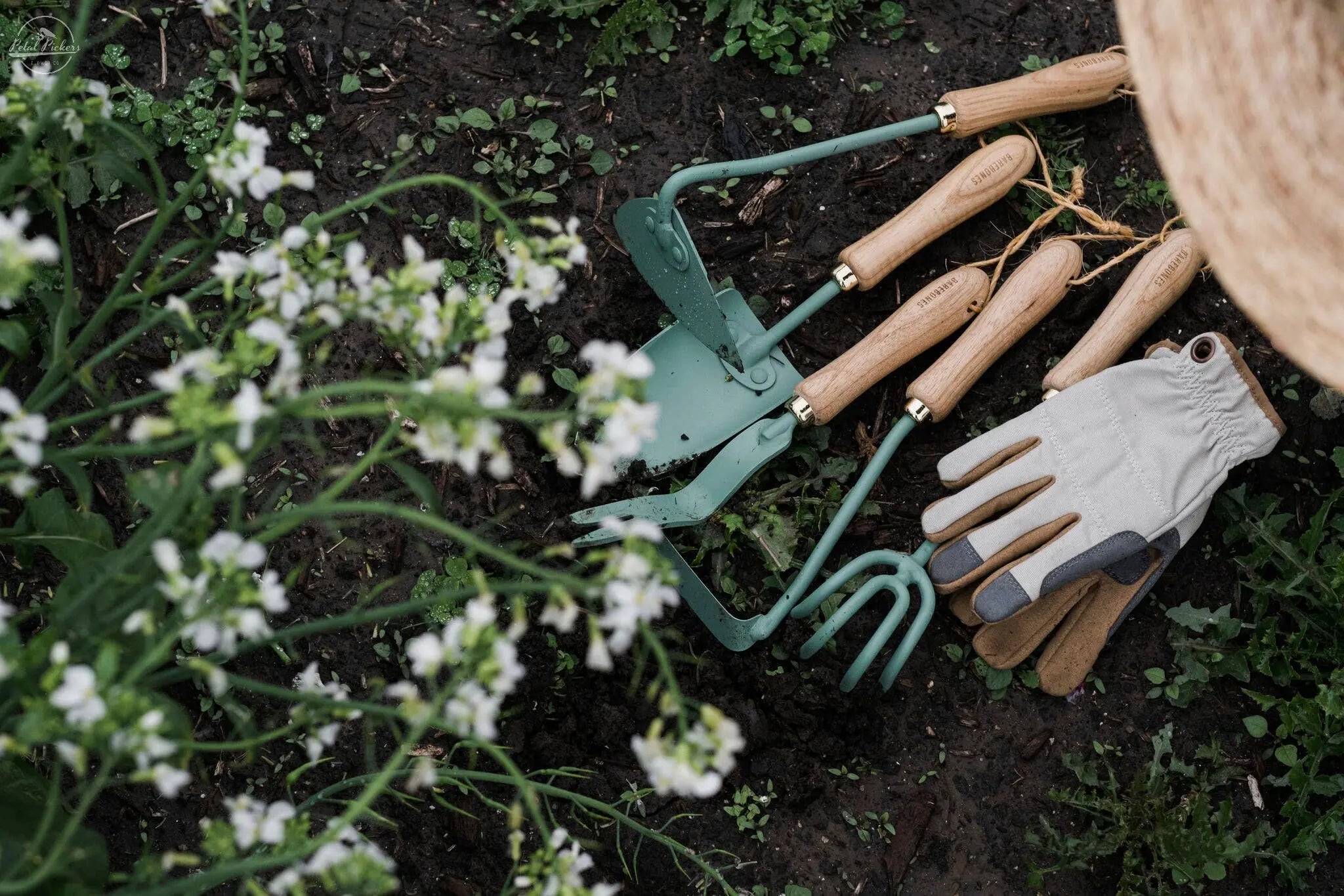 Japanese Weeding Hoe Barebones